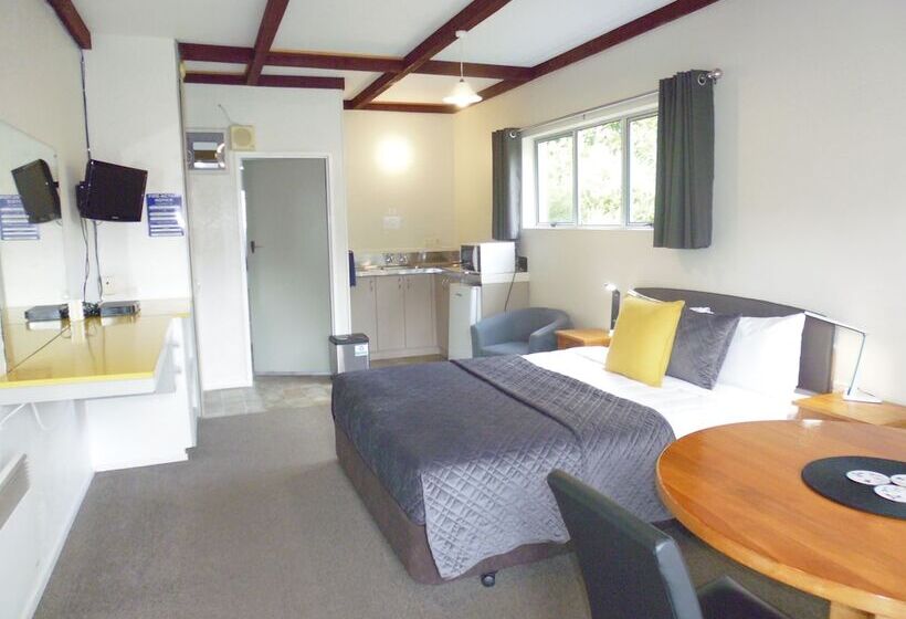 Студия Стандарт, Spa Lodge Motel