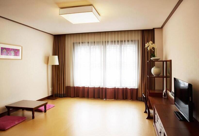 Номер Стандартный с Видом, Holiday Inn Resort Alpensia Pyeongchang, An Ihg