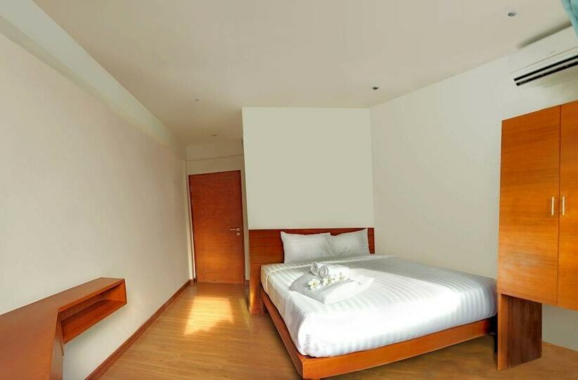 스탠다드 룸, Maenam Bay Resort