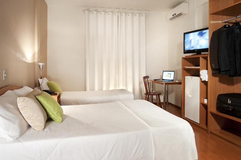 디럭스 룸, Zallon Hotel Executivo