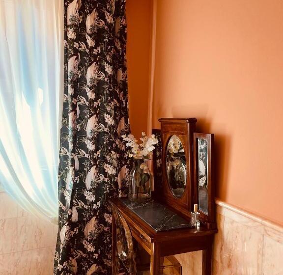 اتاق لوکس خانوادگی, Casa Nina Bologna Centro