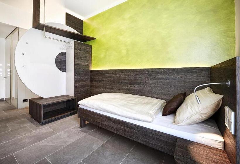 Номер Стандарт Индивидуальный, Eee Hotel Marchtrenk