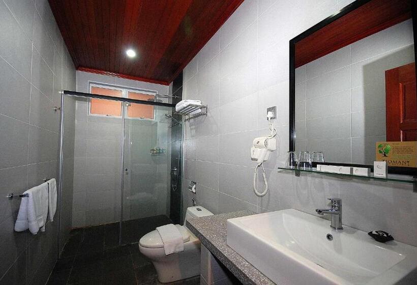اتاق اجرایی سه نفره, Tioman Dive Resort