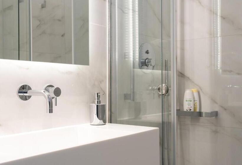Номер Стандарт с Балконом, Tzanis Resort