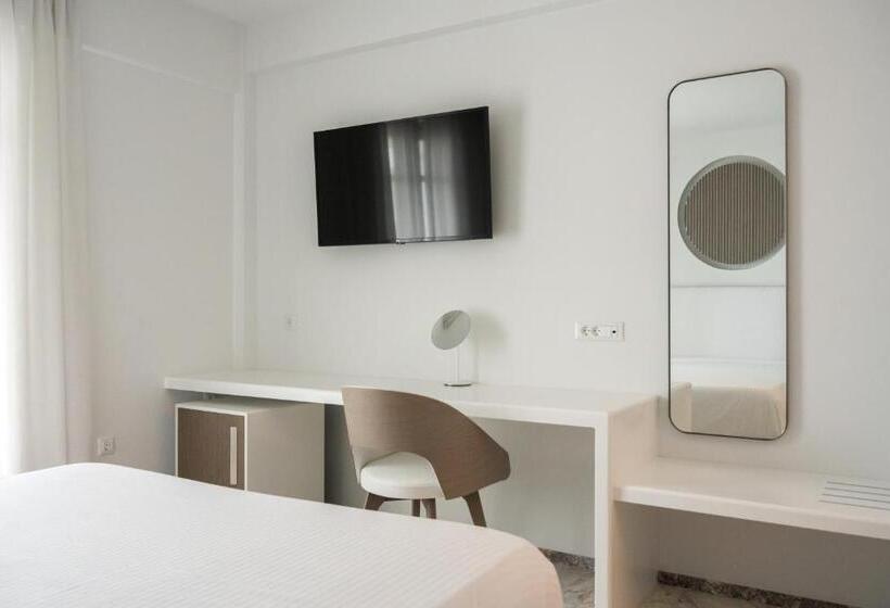 Номер Стандарт с Балконом, Tzanis Resort