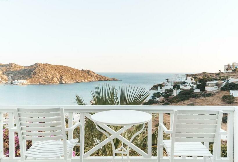 Triple Room Sea View, Far Out Hotel & Spa