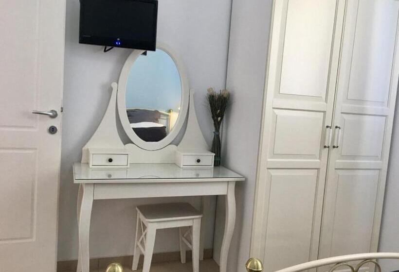 Апартаменты 2 Спальни, Mer Bleu Luxury Apartments
