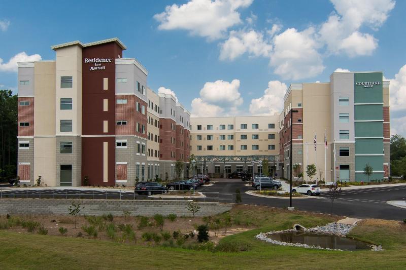 带大床的标准工作室, Residence Inn Raleigh Durham Airport/brier Creek