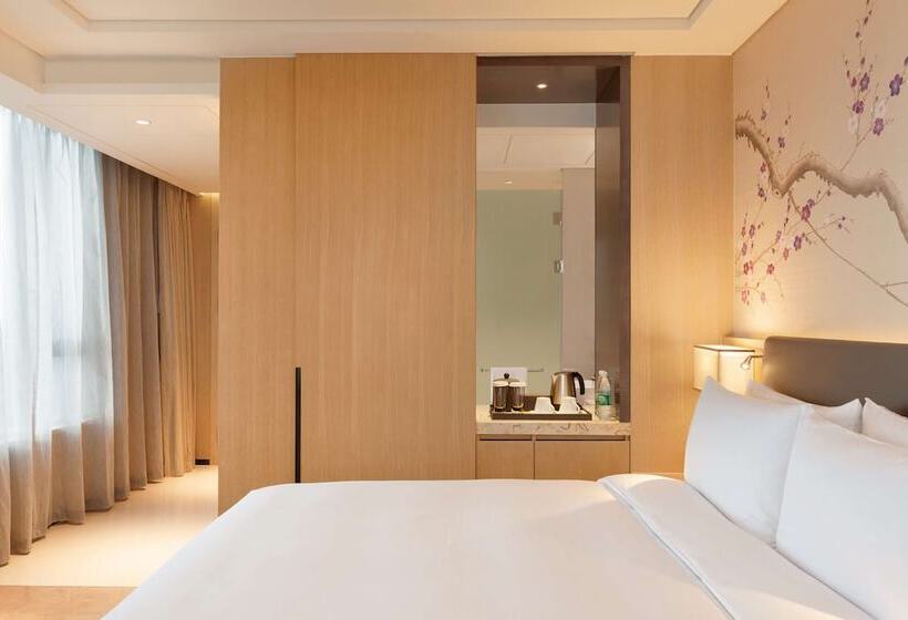Номер Стандарт Двуспальная Кровать, Hilton Garden Inn Dandong