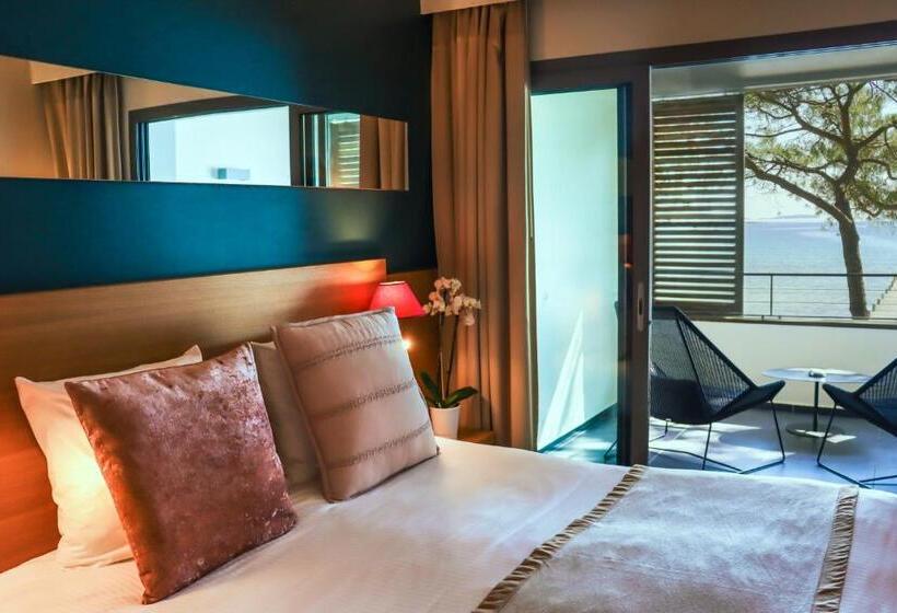 Номер Премиум, Hôtel & Lodges Moby Dick