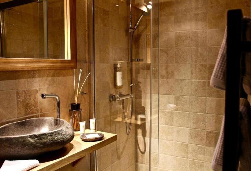 Номер Стандарт с Гидромассажем, Le Domaine Des Prés Verts Suites & Chambres Avec Jacuzzi Privatif