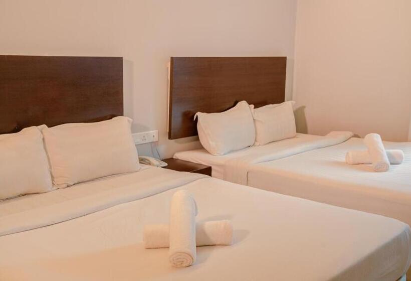 Четырехместный Номер Стандарт, New Town Suites At Bandar Sunway