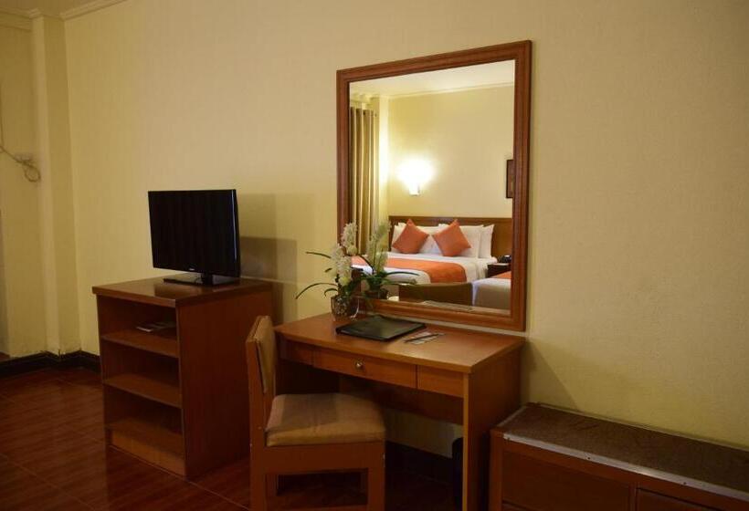 豪华湖景房, The Suites At Mount Malarayat