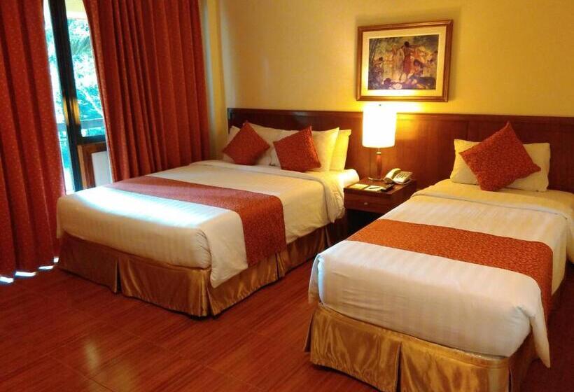 高级大房间, The Suites At Mount Malarayat