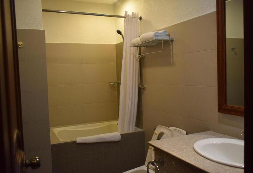 标准房带园景, The Suites At Mount Malarayat