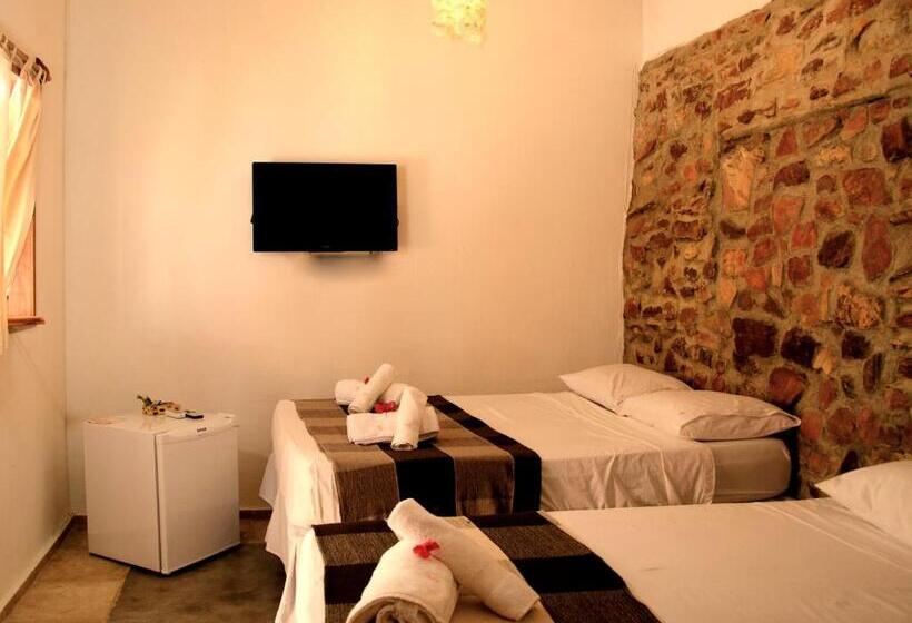 스탠다드 트리플 룸, Villa Chic Hostel Pousada