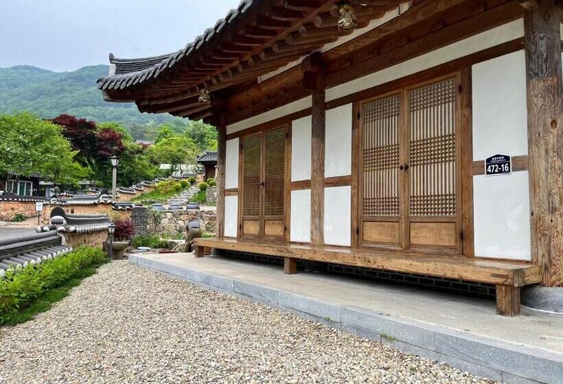Номер Стандарт, Wanju Hanok Pension Hyurim