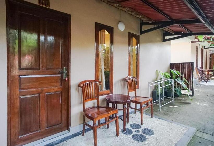 اتاق لوکس, Kampung 168