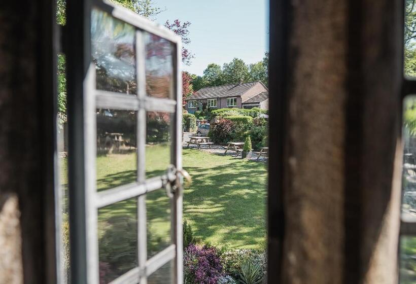 Номер Премиум, The Old Hall Inn
