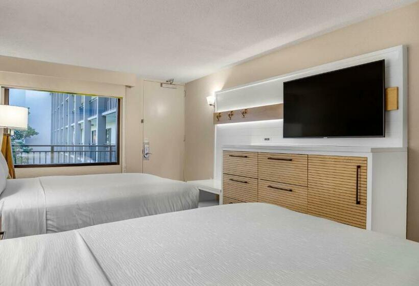 Номер Стандарт 2 Двуспальные Кровати, Wyndham Garden Lake Buena Vista Disney Springs® Resort Area