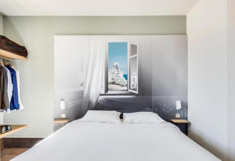 Номер Стандарт, B&b Hotel Brignoles