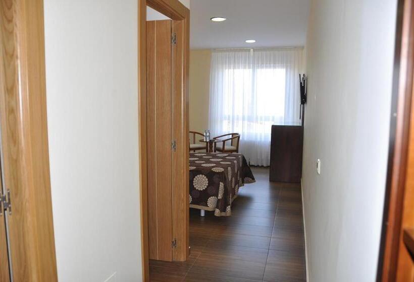 Habitación Estándar, De Alba