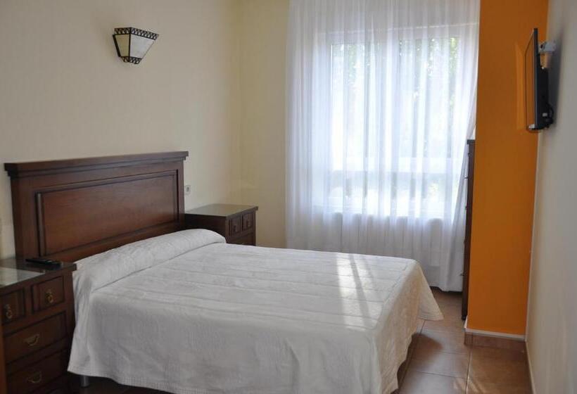 Habitación Estándar, De Alba
