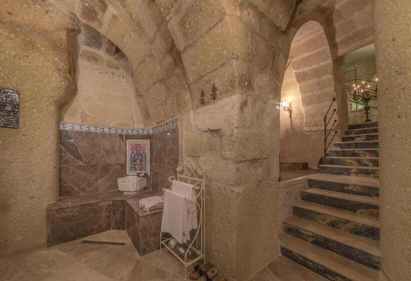 سوییت با استخر, Elika Cave Suites & Spa