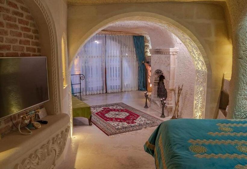 سوییت, Elika Cave Suites & Spa
