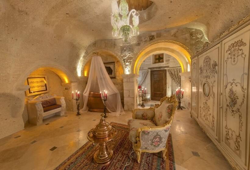 سوییت جونیور, Elika Cave Suites & Spa