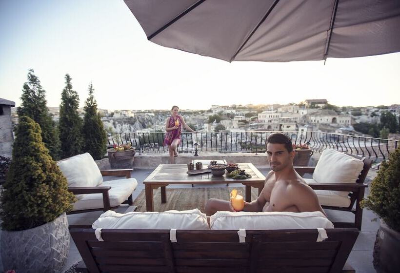 Suite with Terrace, Elika Cave Suites & Spa
