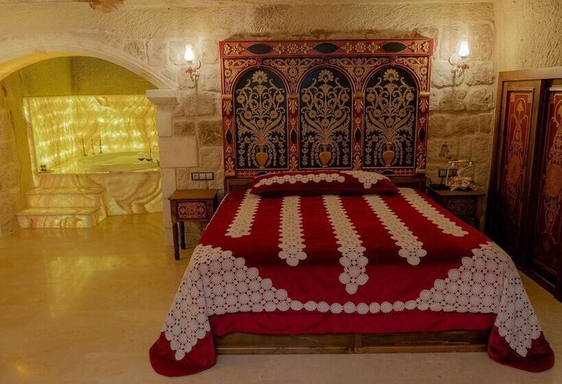 سوییت, Elika Cave Suites & Spa