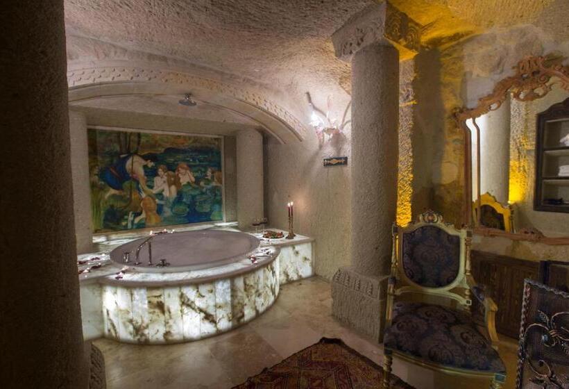 سوییت, Elika Cave Suites & Spa
