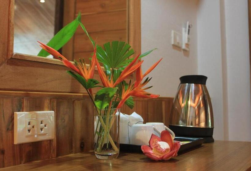اتاق سوپریور خانوادگی, Krabi Klong Muang Bay Resort