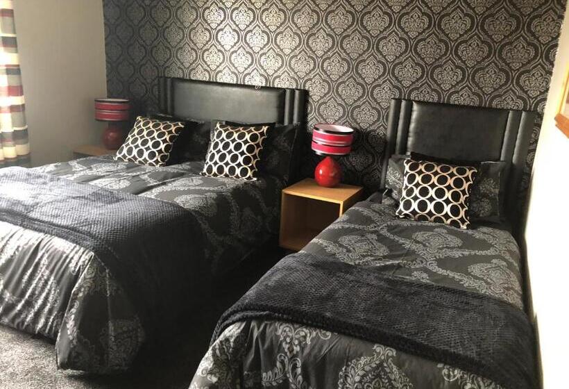 Семейный Номер, Boston Lodge
