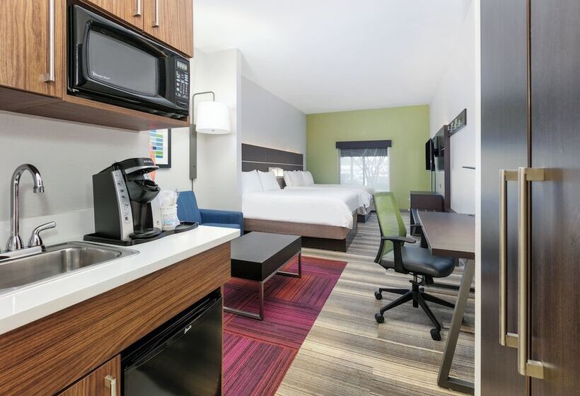스위트, Holiday Inn Express Hotel & Suites Pell City By Ihg