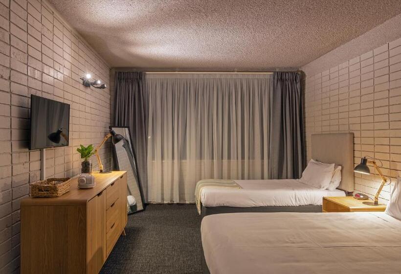Номер Стандарт, Palms