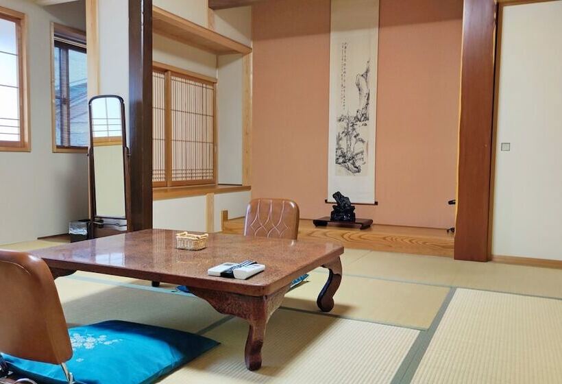 Четырехместный Номер Стандарт, Chuokan Shimizuya Ryokan