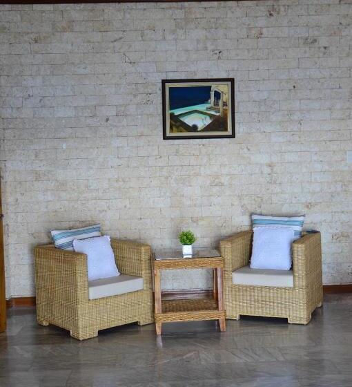 سوییت, Eden Resort