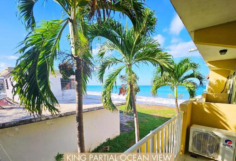 اتاق استاندارد با تخت بزرگ, Selva Boutique Hotel   Luquillo Oceanfront Retreat   Adults Only