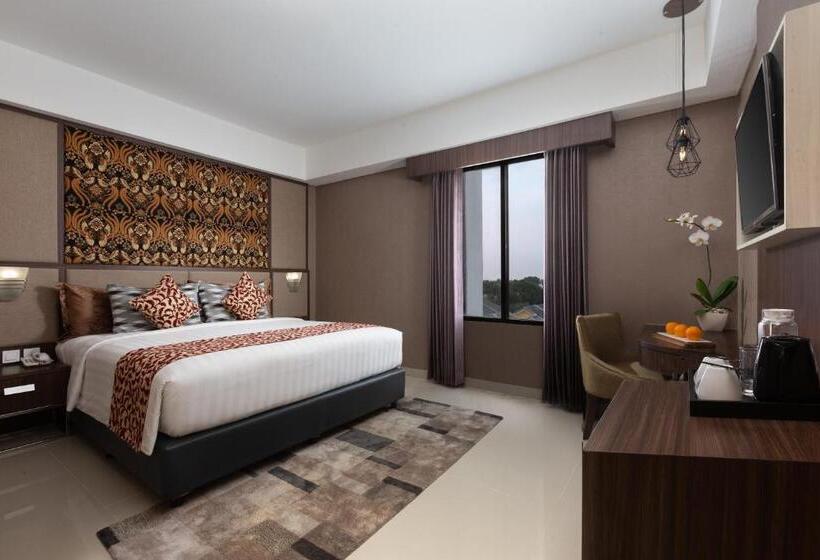 Номер Премиум, The Alana Hotel & Conference Center Malioboro Yogyakarta By Aston