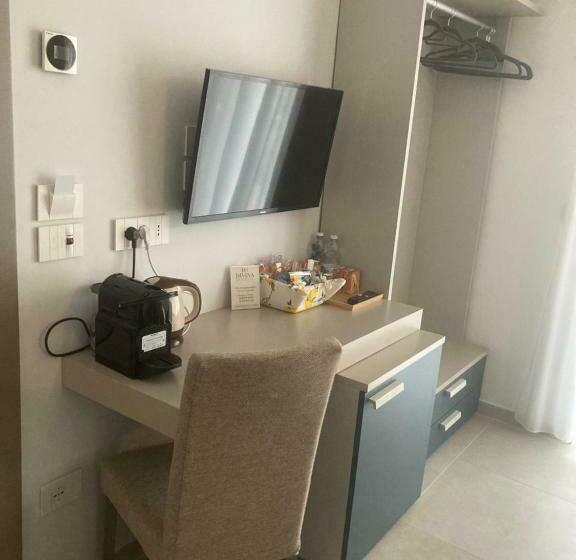 Номер Стандарт с Балконом, Divina Holiday   Rooms