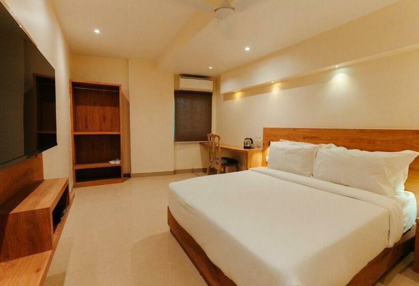Quarto Estandar, Arnna Hotel   Goregaon