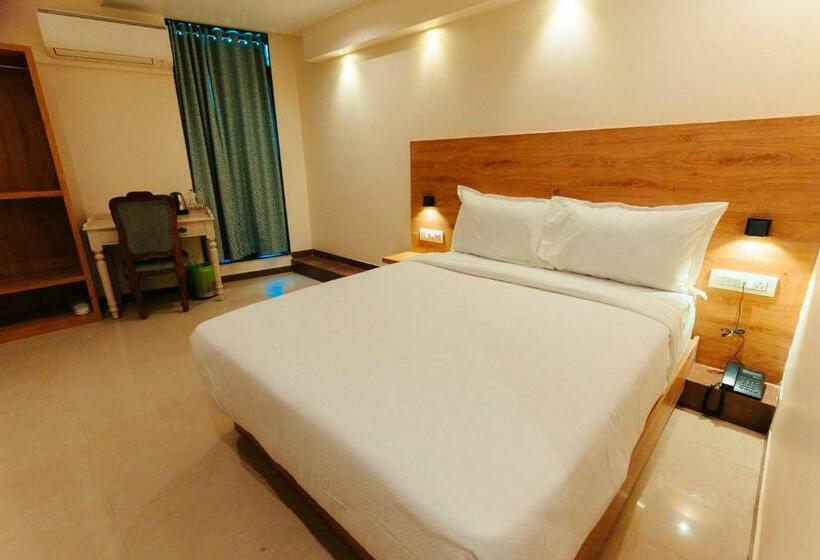 Quarto Clássico, Arnna Hotel   Goregaon