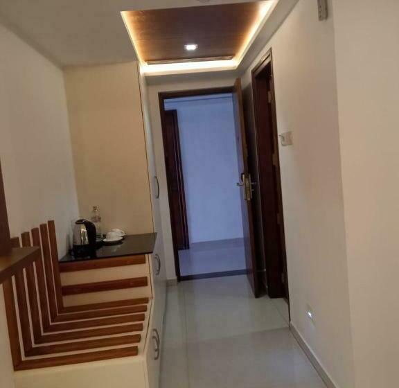 اتاق لوکس, Vakkom Palazzo