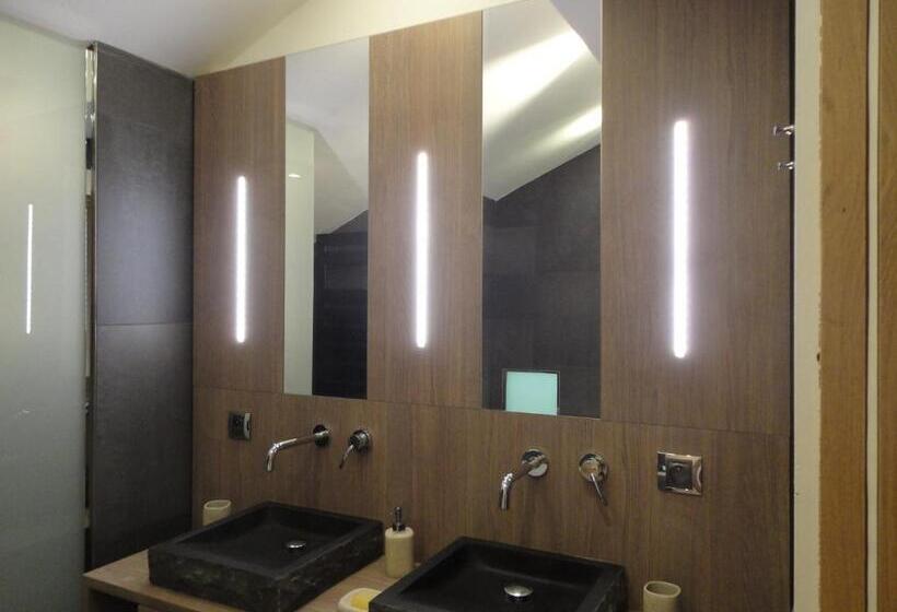 Семейный Номер, Mineral Lodge & Spa