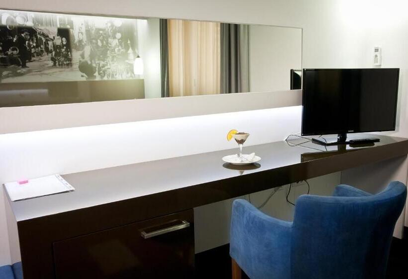 اتاق استاندارد, Boutique Bristol
