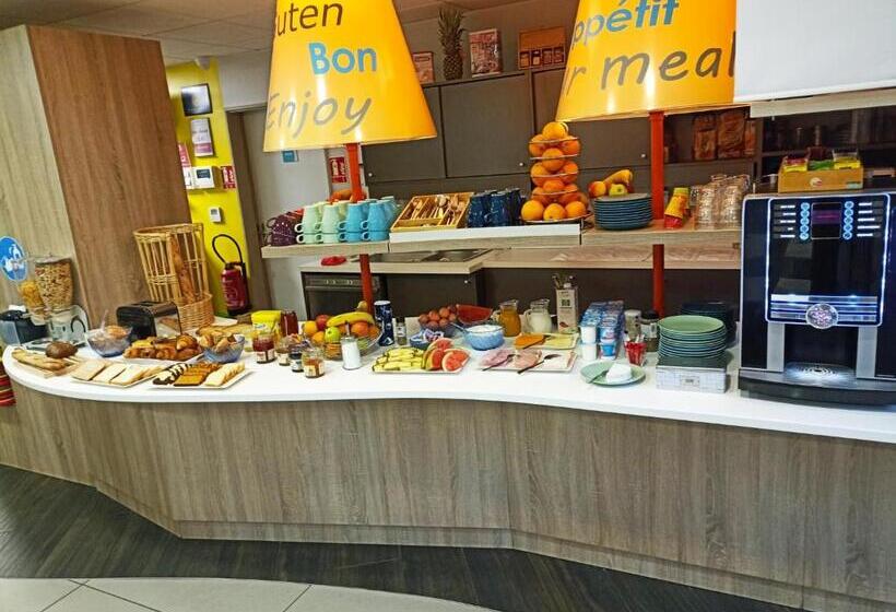 غرفة قياسية ثلاثية, First Inn Hotel Paris Sud Les Ulis