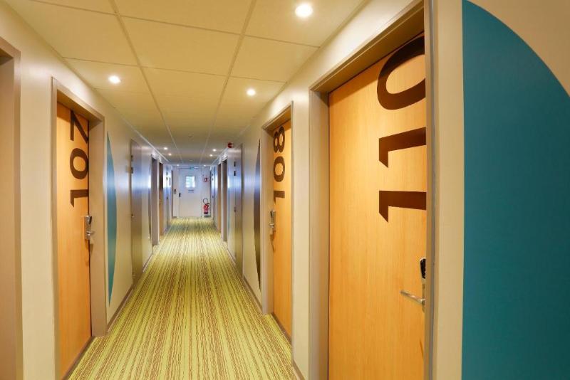 Номер Стандарт Трехместный, First Inn Hotel Paris Sud Les Ulis