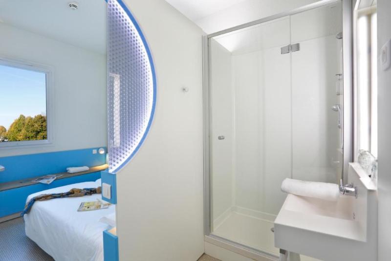Номер Стандарт, First Inn Hotel Paris Sud Les Ulis